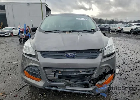 2013 Ford Escape S z USA, uszkodzony, nr VIN 1FMCU0F73DUB06376